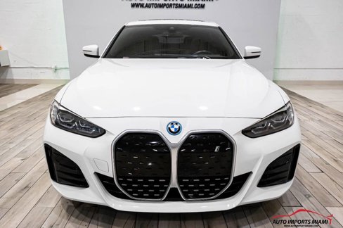 Used 2022 BMW i4 eDrive40 w/ M Sport Package image 40