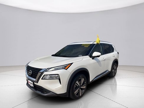 Used 2023 Nissan Rogue SL w/ SL Premium Package image 12