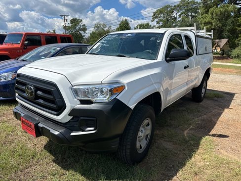 Used 2021 Toyota Tacoma SR image 2