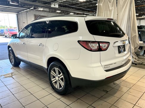 Used 2017 Chevrolet Traverse LT image 9