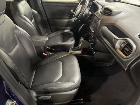 Used 2021 Jeep Renegade Limited image 12