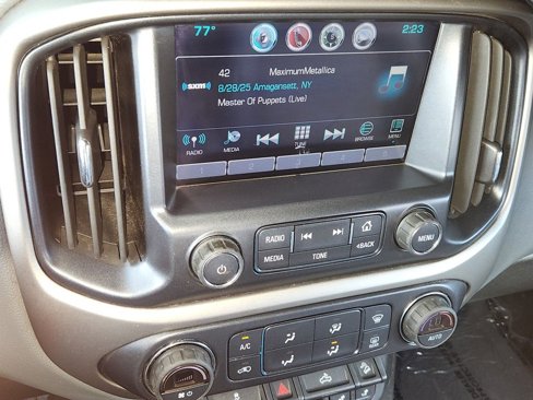 Used 2017 Chevrolet Colorado Z71 image 16