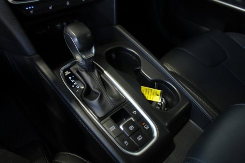 Used 2020 Hyundai Santa Fe Limited image 30