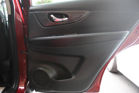 Used 2016 Chrysler 300 Limited image 13