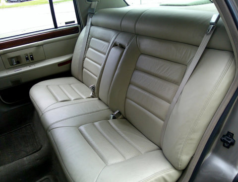 Used 1995 Cadillac De Ville Concours image 35