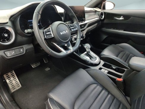 Used 2023 Kia Forte GT-Line w/ GT-Line Premium Package image 3