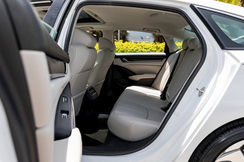 Used 2020 Honda Accord Touring image 24