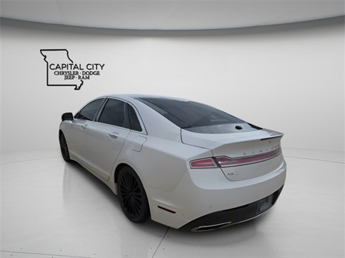 Used 2017 Lincoln MKZ Reserve w/ Technology Package image 4