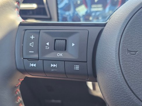 New 2025 Nissan Kicks SR w/ SR Premium Package image 40