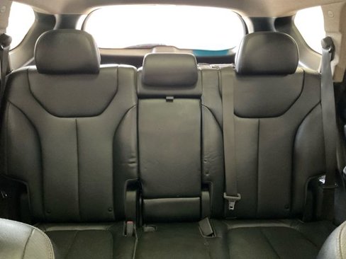 Used 2019 Hyundai Santa Fe Limited image 15