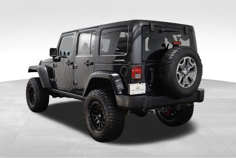 Used 2017 Jeep Wrangler Unlimited Rubicon w/ Connectivity Group image 25