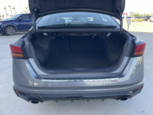 Used 2023 Nissan Altima 2.0 SR image 5
