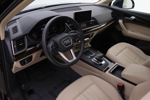 Used 2018 Audi Q5 2.0T Premium Plus w/ Premium Plus Package image 9