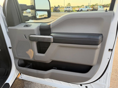 Used 2019 Ford F550 4x4 Regular Cab Super Duty image 27