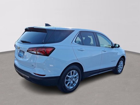 Certified 2022 Chevrolet Equinox LT image 4