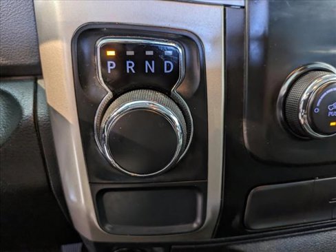 Used 2014 RAM 1500 Classic SLT image 13