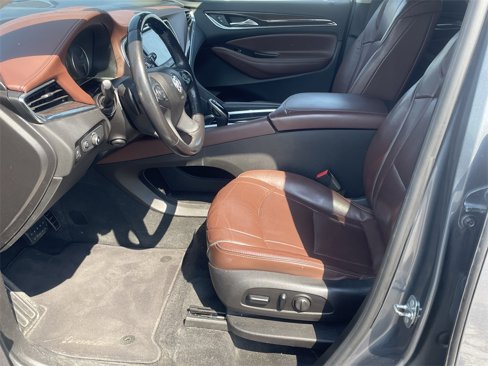 Used 2018 Buick Enclave Avenir w/ Avenir Technology Package image 11