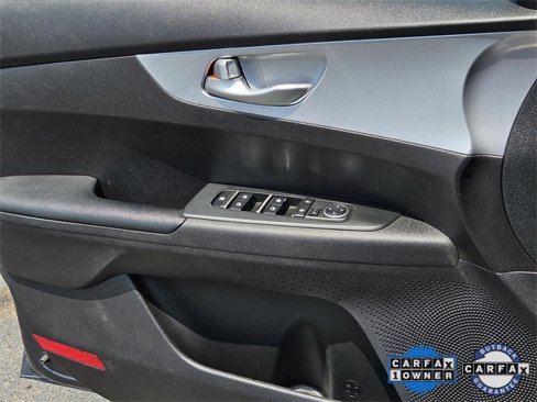 Used 2023 Kia Forte LX image 18