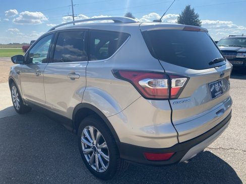 Used 2017 Ford Escape Titanium image 17