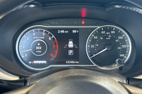 Used 2022 Nissan Versa SV image 23