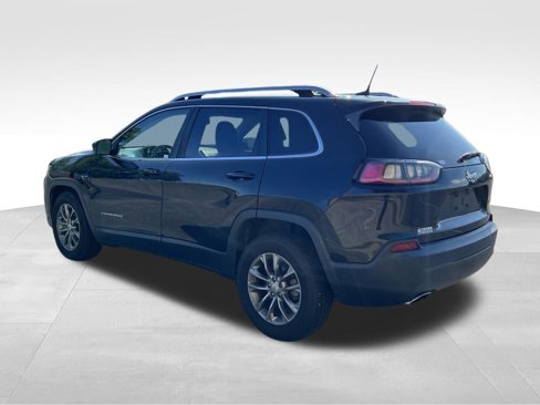 Used 2019 Jeep Cherokee Latitude Plus w/ Cold Weather Group image 4