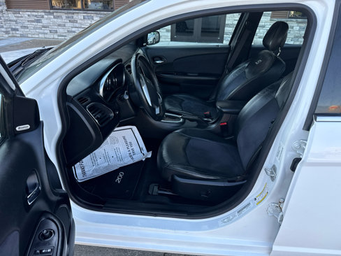 Used 2013 Chrysler 200 Limited w/ Sun/Sound Group image 9