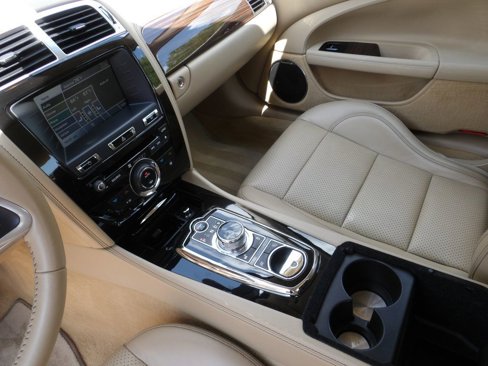 Used 2012 Jaguar XK Convertible image 37