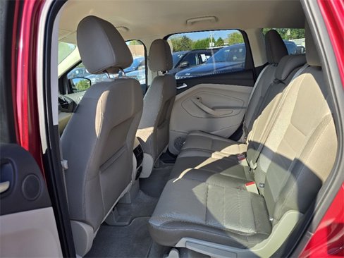 Used 2016 Ford Escape SE w/ Equipment Group 201A image 12