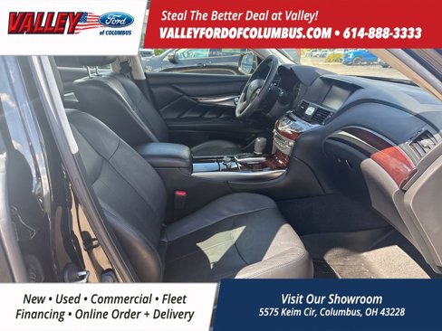 Used 2016 INFINITI Q70 3.7 w/ Technology Package image 28