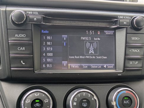 Used 2017 Toyota RAV4 LE image 21