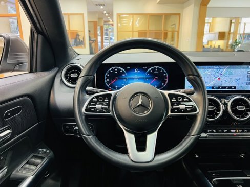 Certified 2021 Mercedes-Benz GLA 250 4MATIC image 50