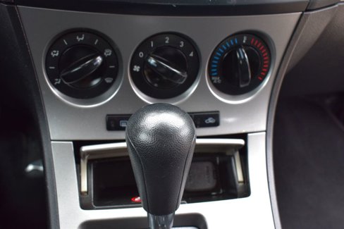 Used 2011 MAZDA MAZDA3 i Touring image 31