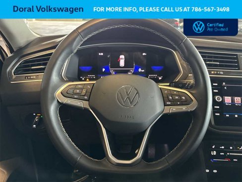 Certified 2023 Volkswagen Tiguan SE image 15