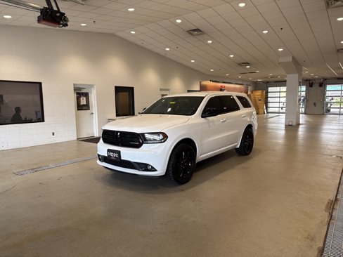 Used 2018 Dodge Durango SXT w/ Quick Order Package 2BB image 2