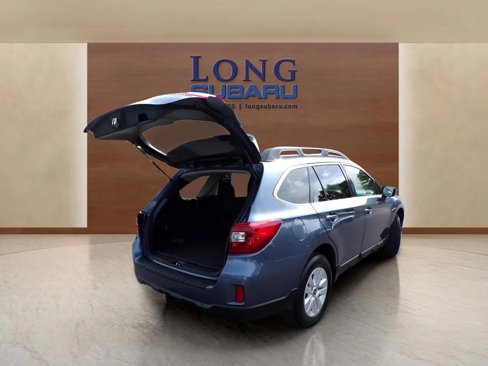 Used 2017 Subaru Outback 2.5i Premium image 5