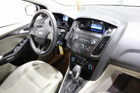Used 2018 Ford Focus SE image 27