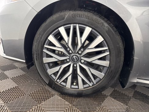 Used 2023 Nissan Altima 2.5 SV w/ SV Premium Package image 27