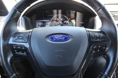 Used 2017 Ford Explorer XLT w/ Equipment Group 202A image 24
