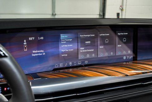 Used 2025 Cadillac Escalade Sport Platinum w/ LPO, Floor Liner Package image 19