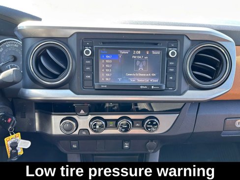 Used 2017 Toyota Tacoma SR5 image 24