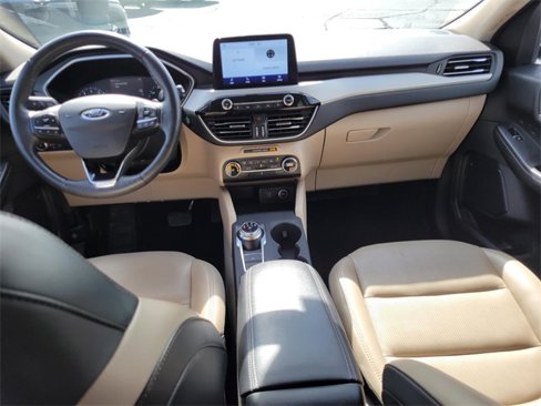 Used 2020 Ford Escape SEL image 18