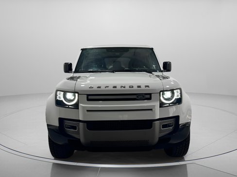 Certified 2021 Land Rover Defender 110 X-Dynamic HSE image 7