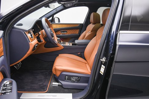 Used 2023 Bentley Bentayga image 20