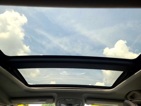 Used 2016 Chrysler 200 C w/ Sun & Sound Group image 16