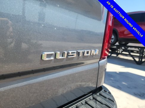 Used 2019 Chevrolet Silverado 1500 Custom w/ Infotainment Package image 11