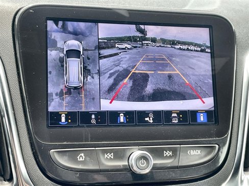 Used 2022 Chevrolet Equinox Premier image 16