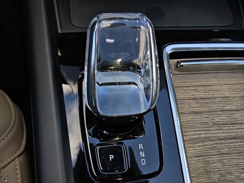 New 2026 Volvo XC60 B5 Plus w/ Protection Package Premier image 21