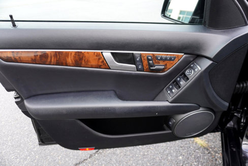 Used 2012 Mercedes-Benz C 250 Sedan image 23