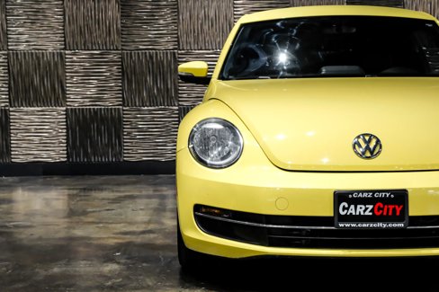 Used 2014 Volkswagen Beetle TDI image 38