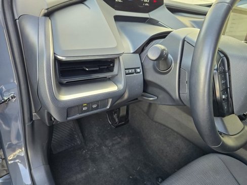 Used 2023 Toyota Prius LE image 15